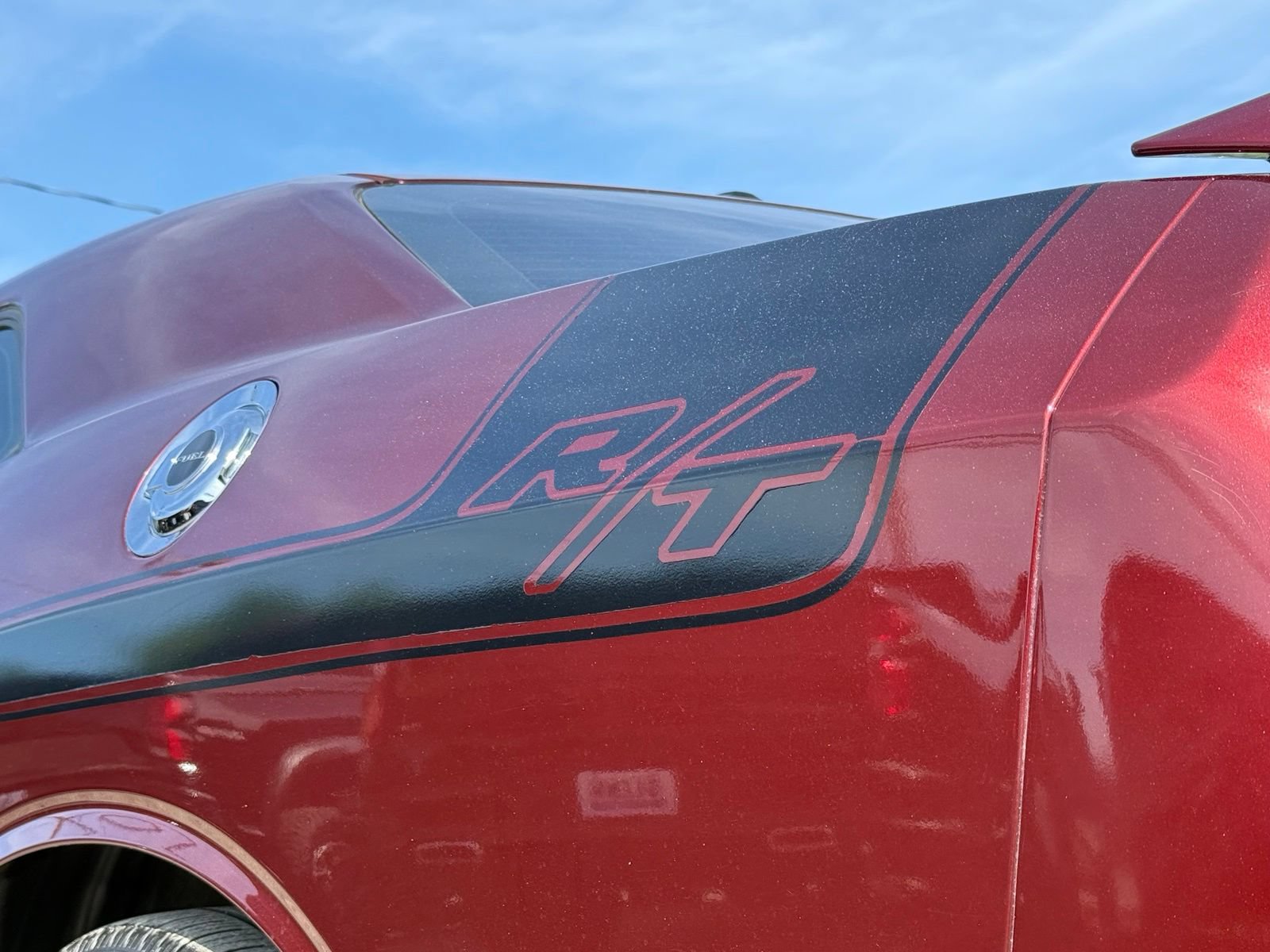 Used 2019 Dodge Challenger R/T w/ Driver Convenience Group RWD image 12