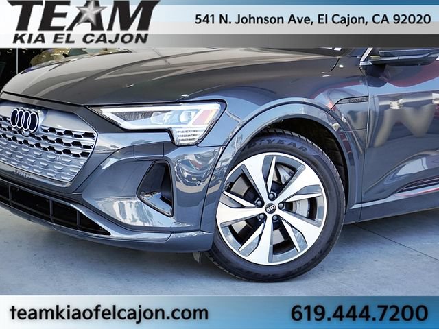 Used 2024 Audi Q8 e-tron Premium Plus AWD/4WD image 3