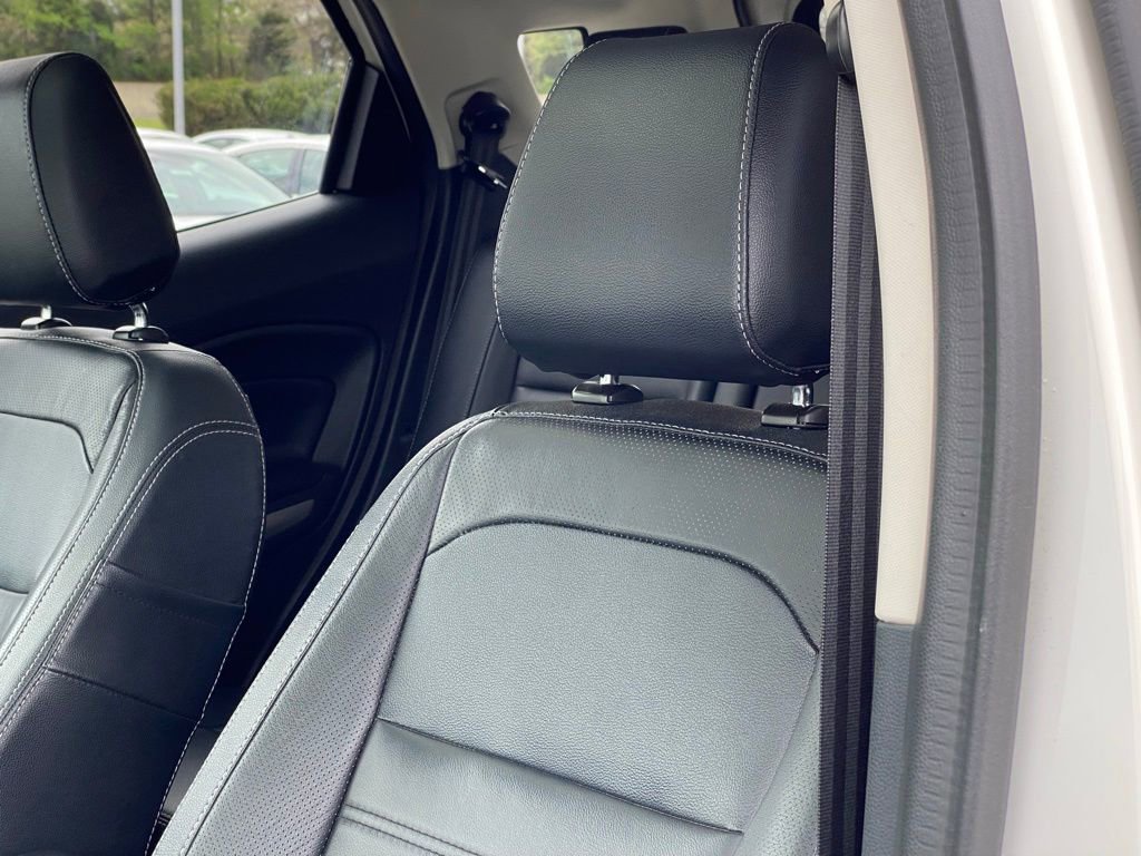 Used 2018 Ford EcoSport Titanium FWD image 23