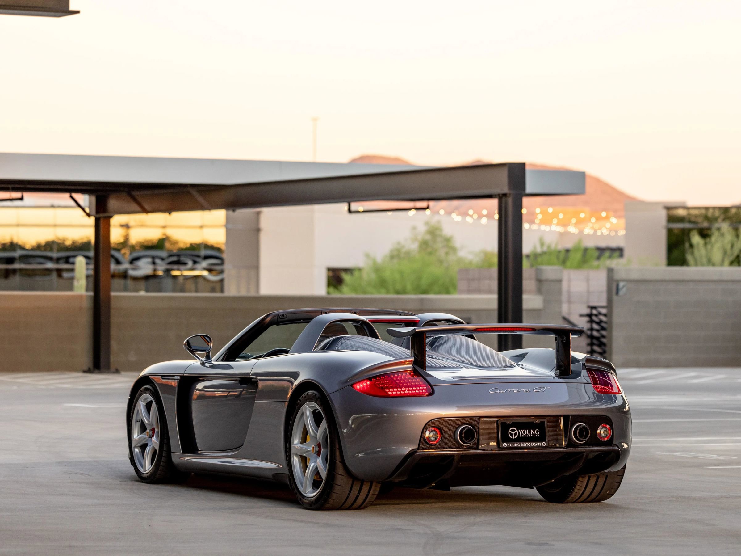 Used 2004 Porsche Carrera GT image 6
