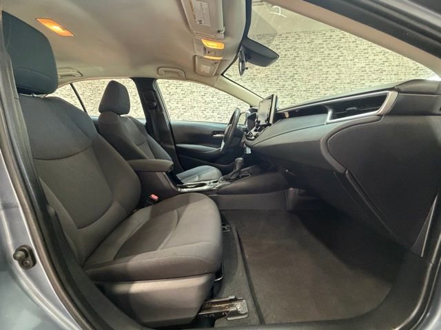 Used 2020 Toyota Corolla LE FWD image 9