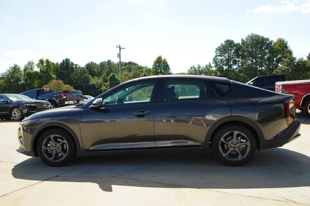 Used 2025 Kia K4 FWD image 23