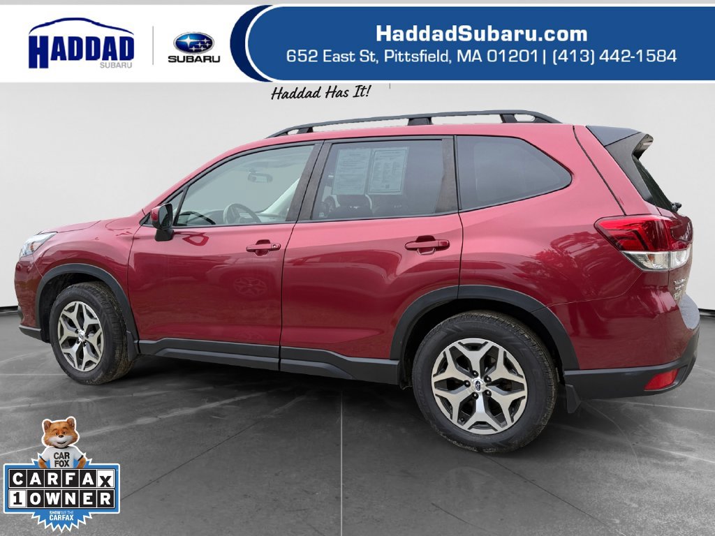Used 2024 Subaru Forester Premium AWD/4WD image 2