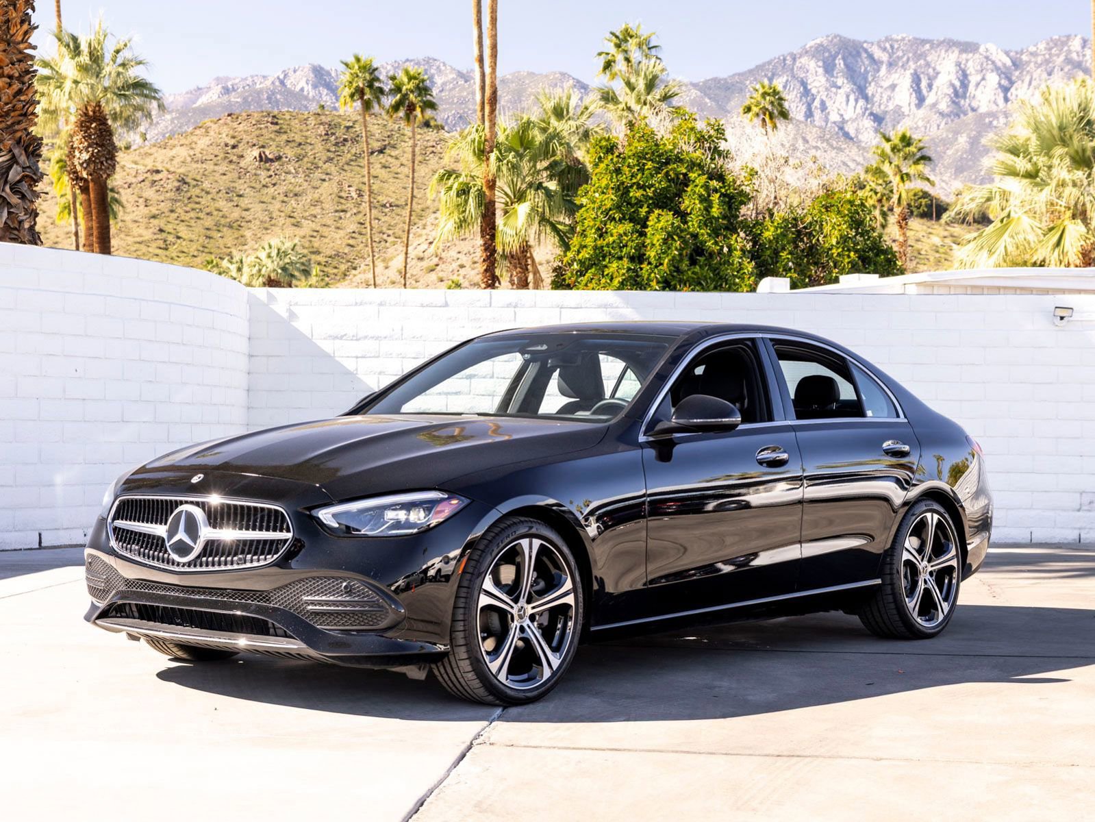 Used 2025 Mercedes-Benz C 300 Sedan video 1