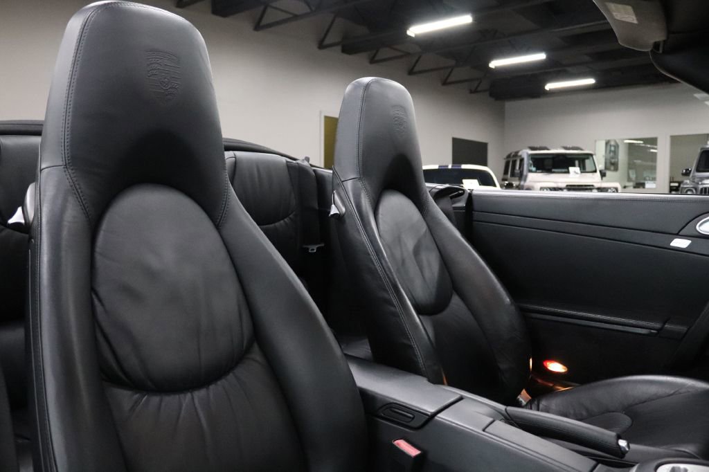 Used 2006 Porsche 911 Carrera 4S image 24