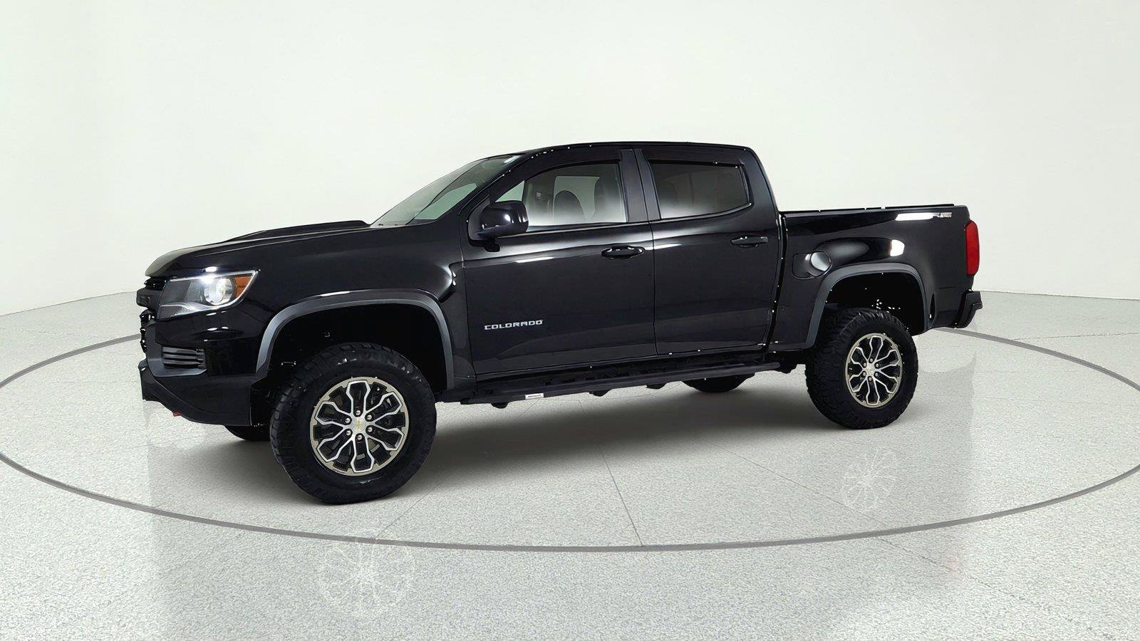 Used 2022 Chevrolet Colorado ZR2 AWD/4WD image 3