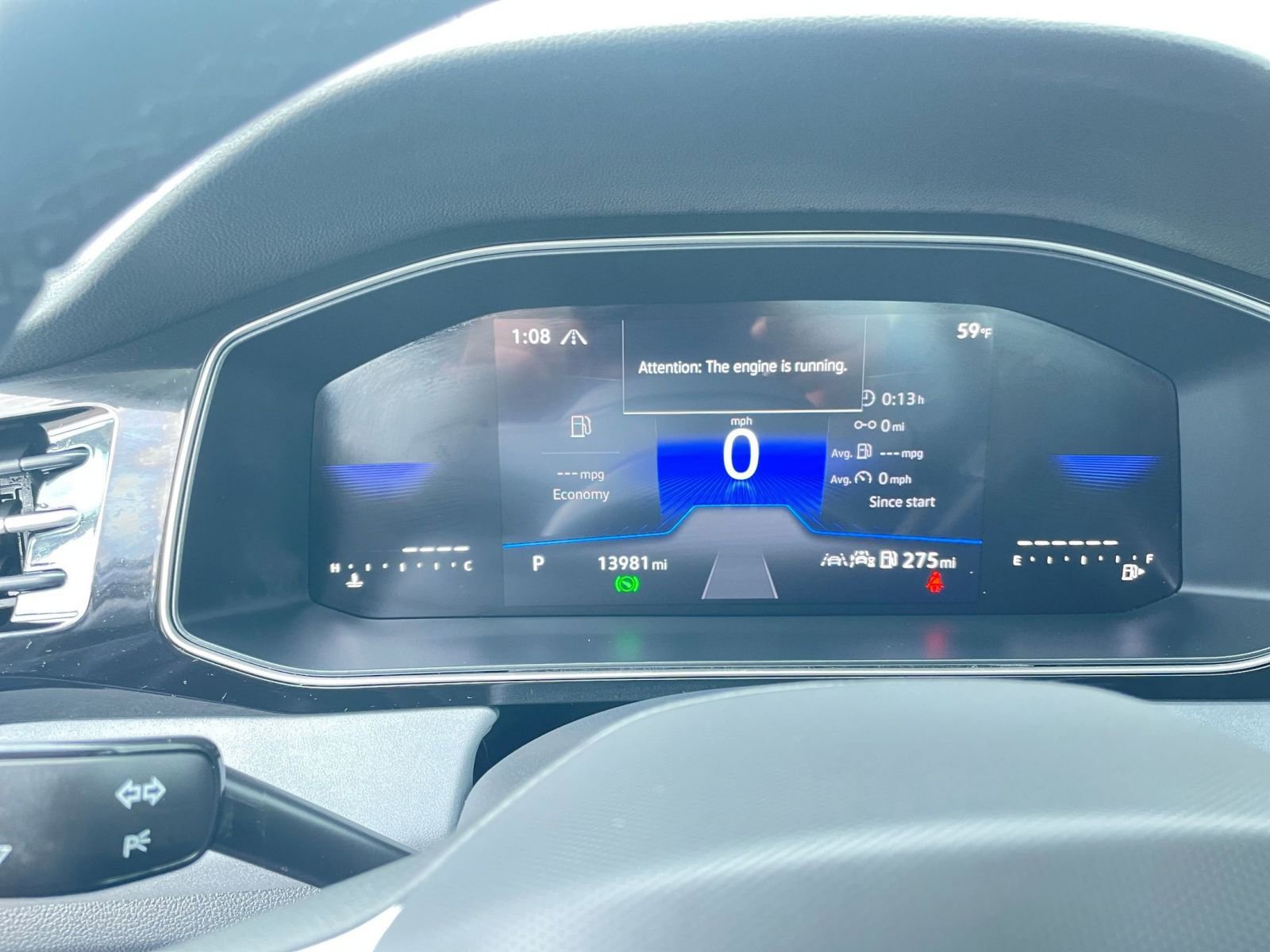 Used 2025 Volkswagen Jetta SE image 40