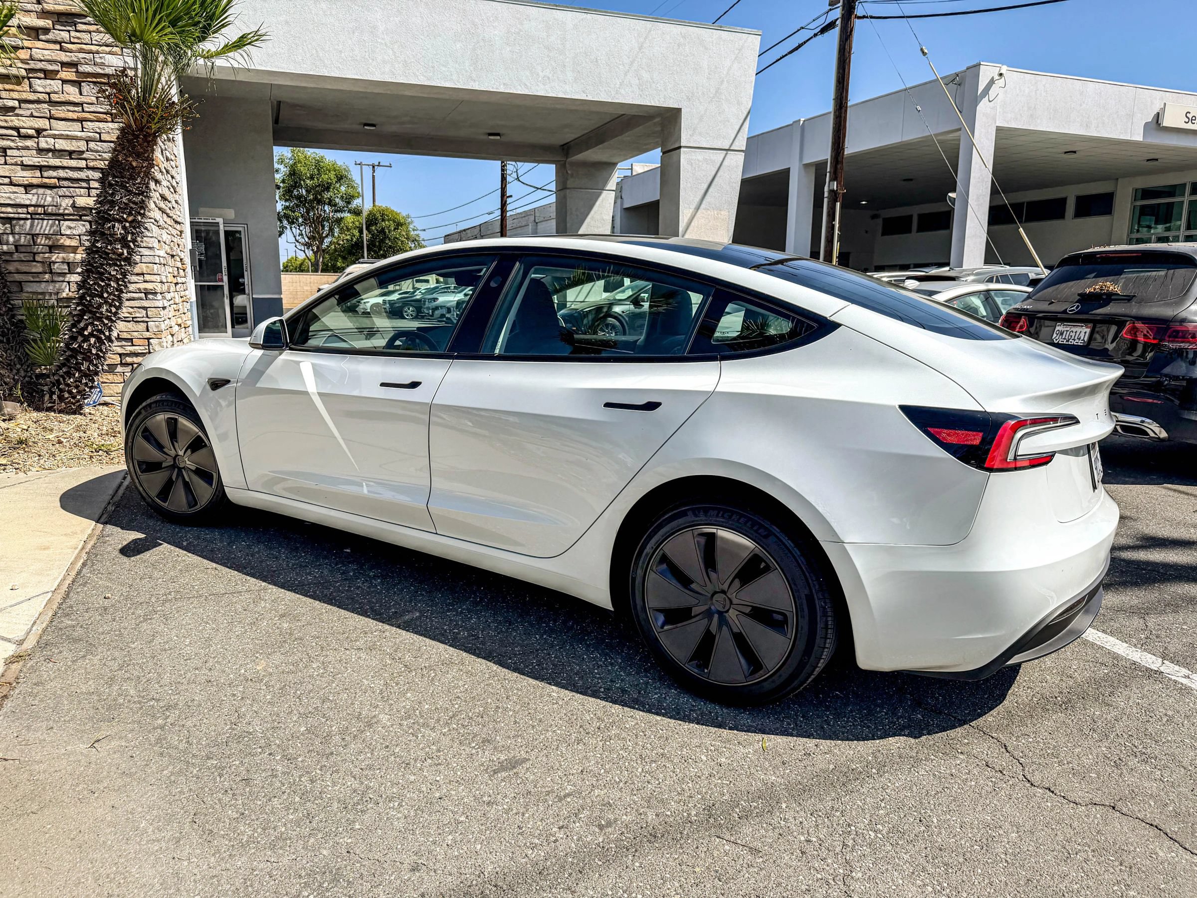 Used 2025 Tesla Model 3 Long Range RWD image 3