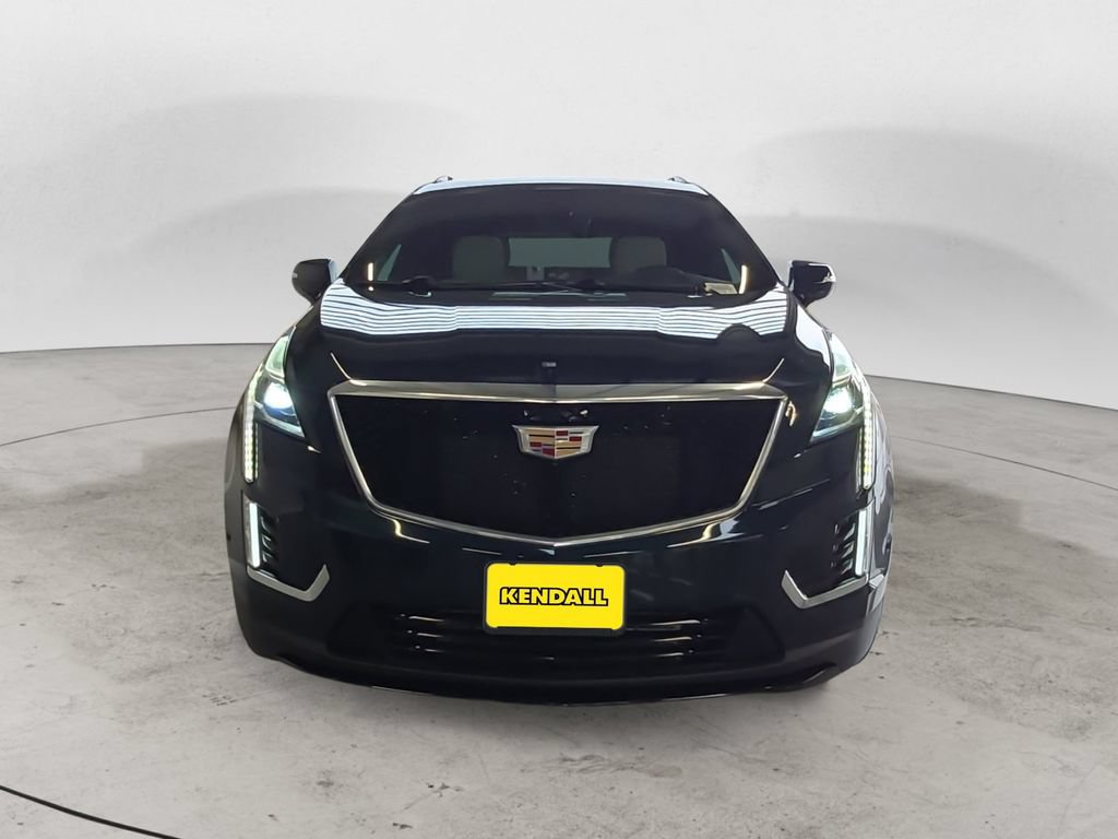 Certified 2025 Cadillac XT5 Sportv w/ Technology Package AWD/4WD image 2