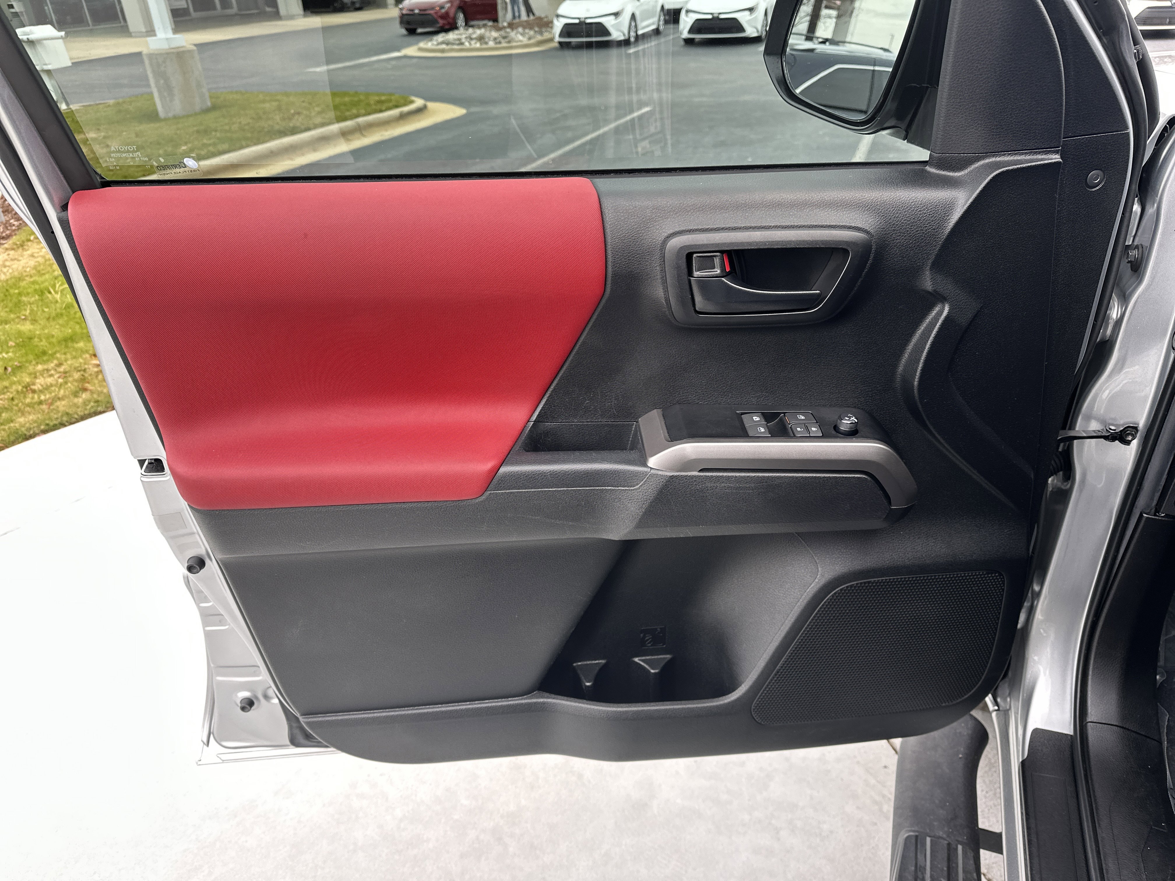 Certified 2023 Toyota Tacoma SR5 image 14