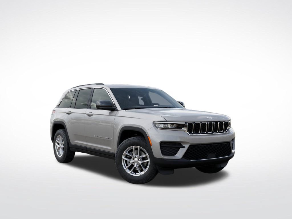 Used 2025 Jeep Grand Cherokee Laredo X w/ Luxury Tech Group I AWD/4WD image 6