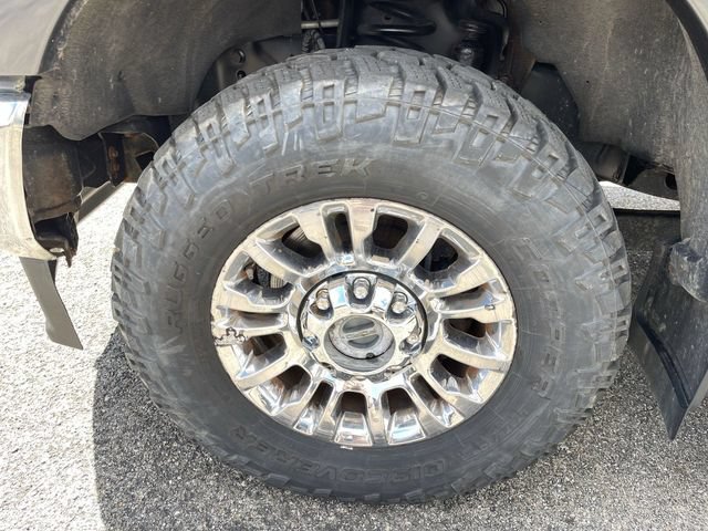 Used 2020 Ford F350 Lariat w/ Lariat Ultimate Package AWD/4WD image 10