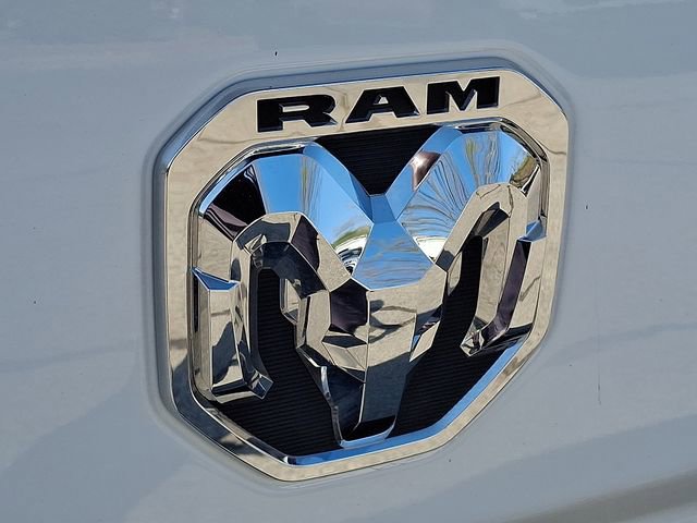 Used 2024 RAM 2500 Tradesman w/ Chrome Appearance Group image 24