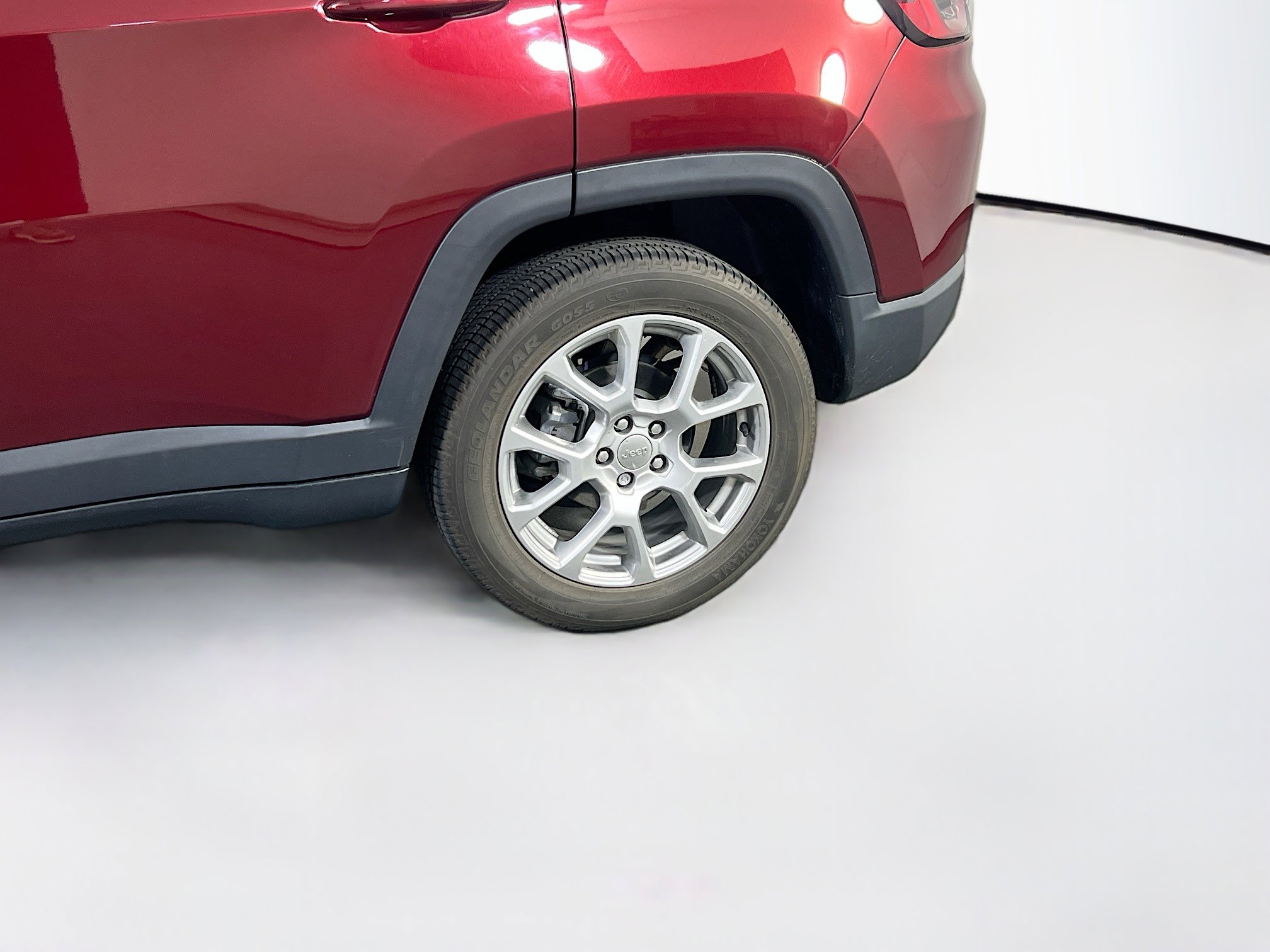 Used 2022 Jeep Compass Latitude image 28