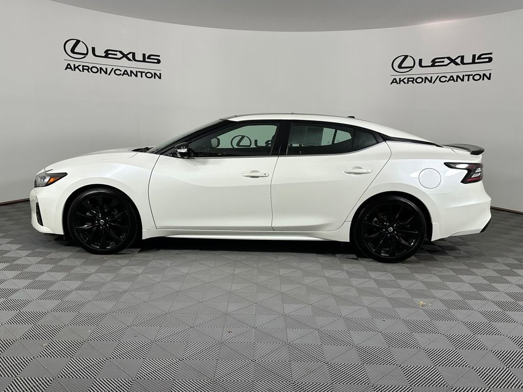 Used 2020 Nissan Maxima SR w/ Sport Mat Group FWD image 10