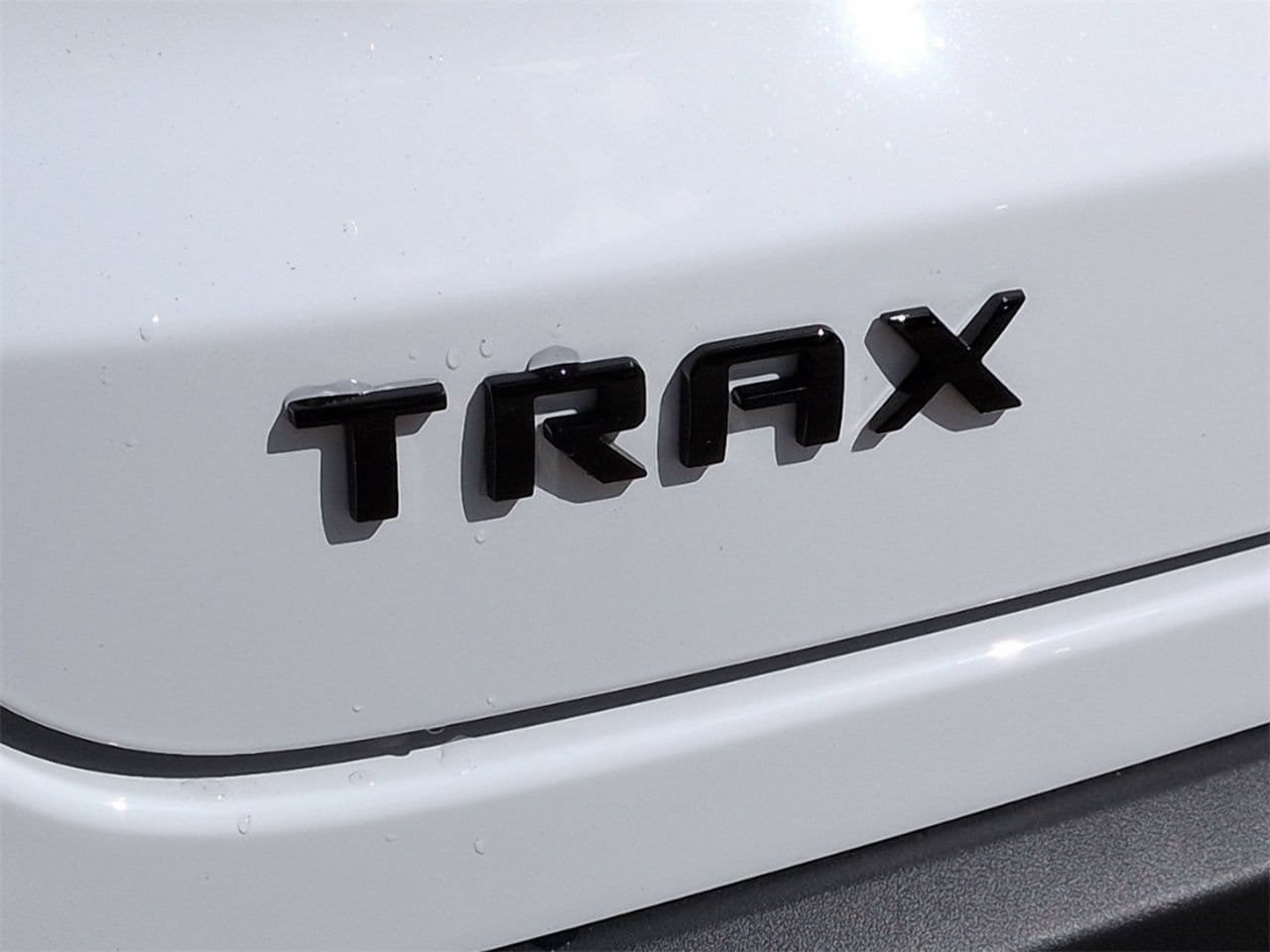 New 2026 Chevrolet Trax RS w/ Sunroof Package FWD image 6