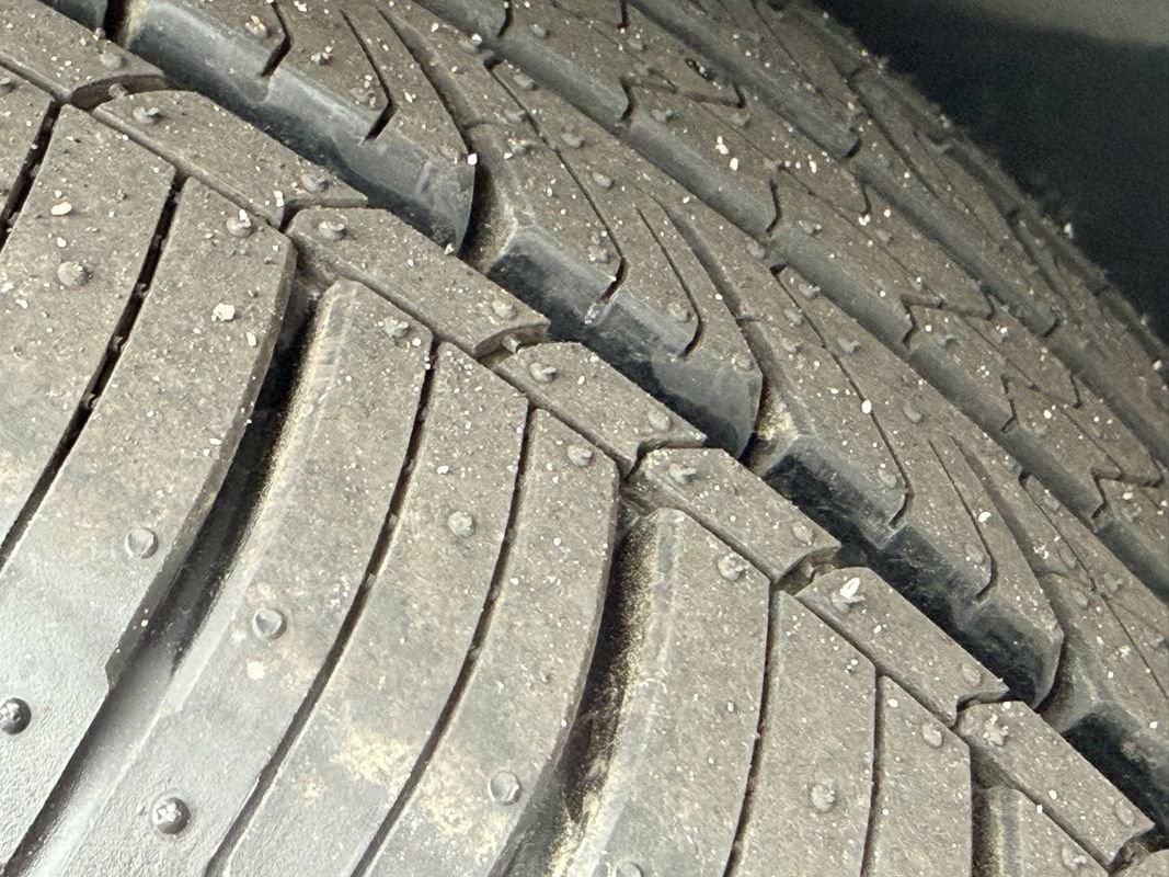 Used 2011 Ford Crown Victoria LX w/ Comfort Appearance Pkg RWD image 11