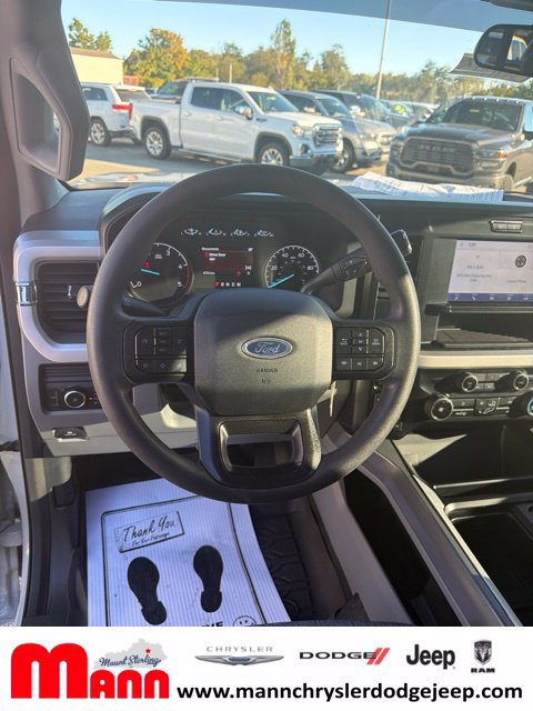 Used 2025 Ford F350 XLT w/ FX4 Off-Road Package AWD/4WD image 25