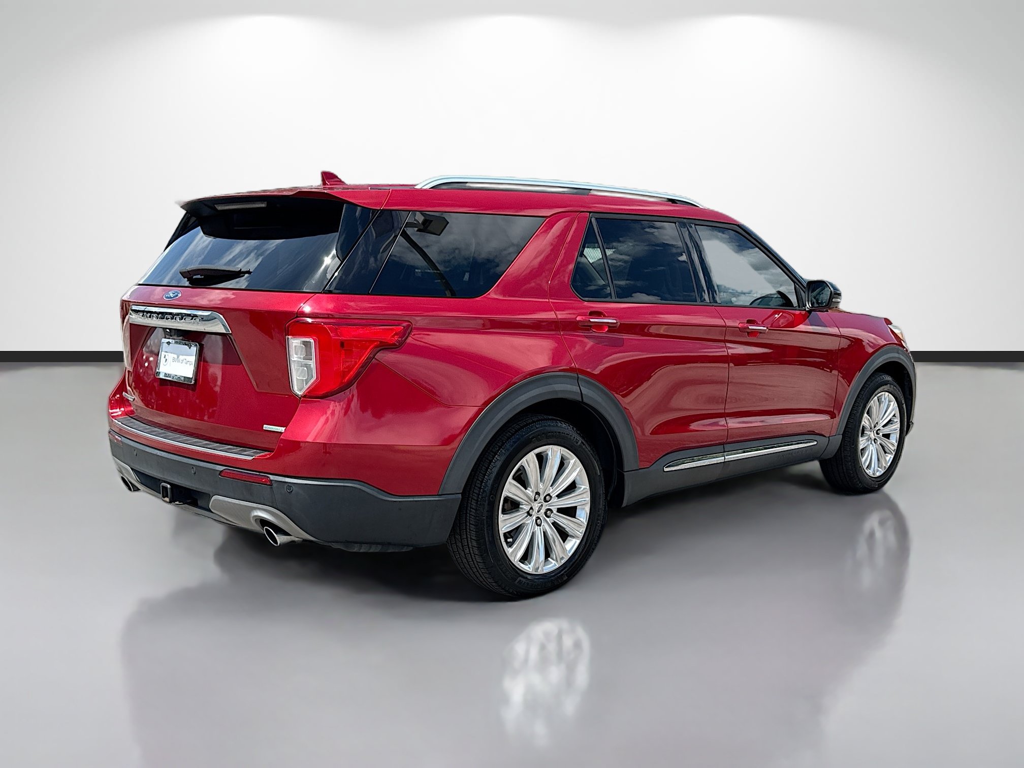 Used 2020 Ford Explorer Limited w/ Class III Trailer Tow Package RWD image 3
