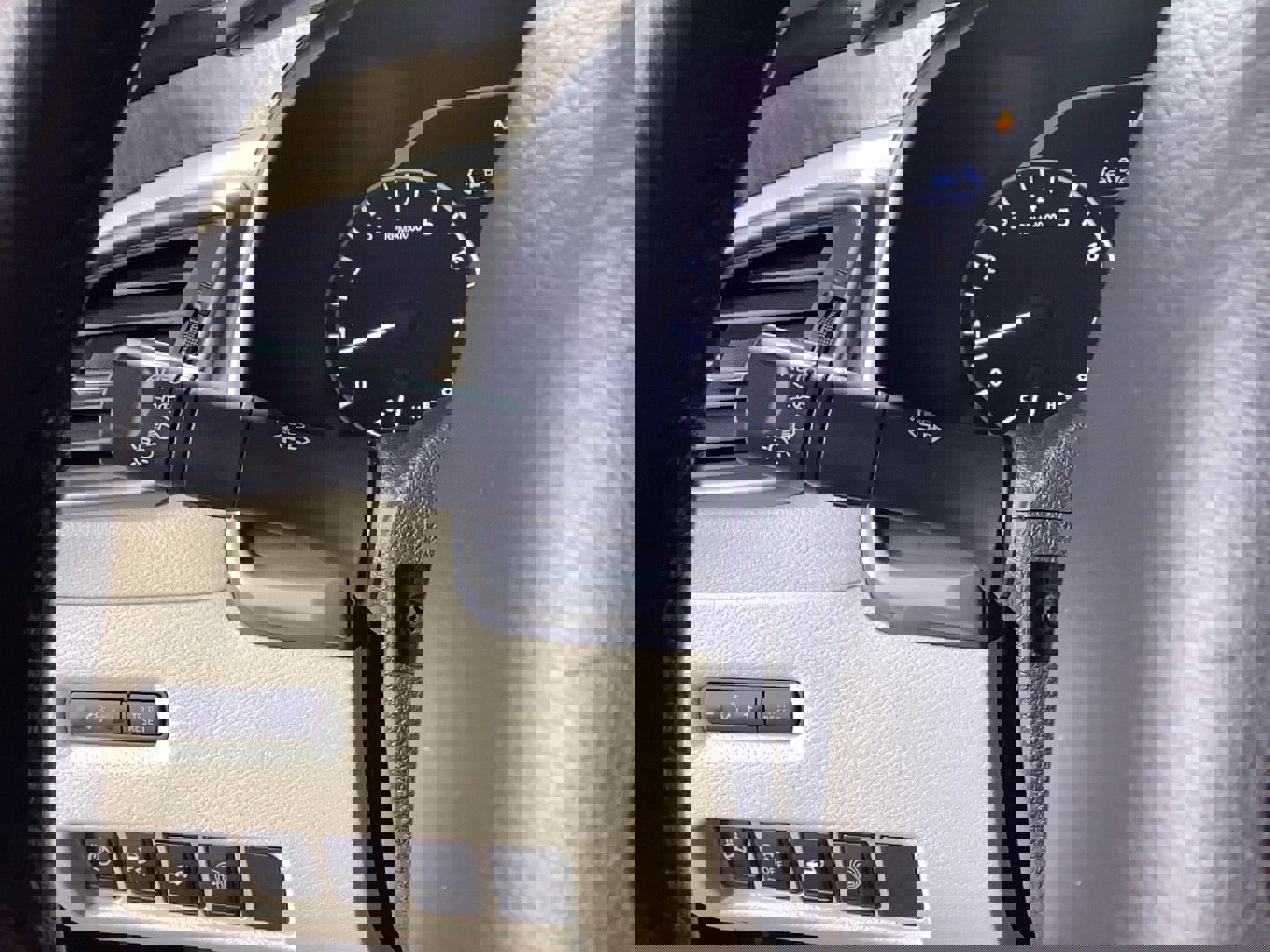 Used 2023 Nissan Murano SL w/ SL Moonroof Package image 23