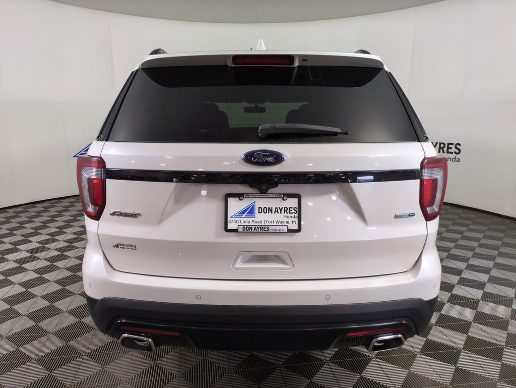 Used 2017 Ford Explorer Sport w/ Equipment Group 401A AWD/4WD image 4