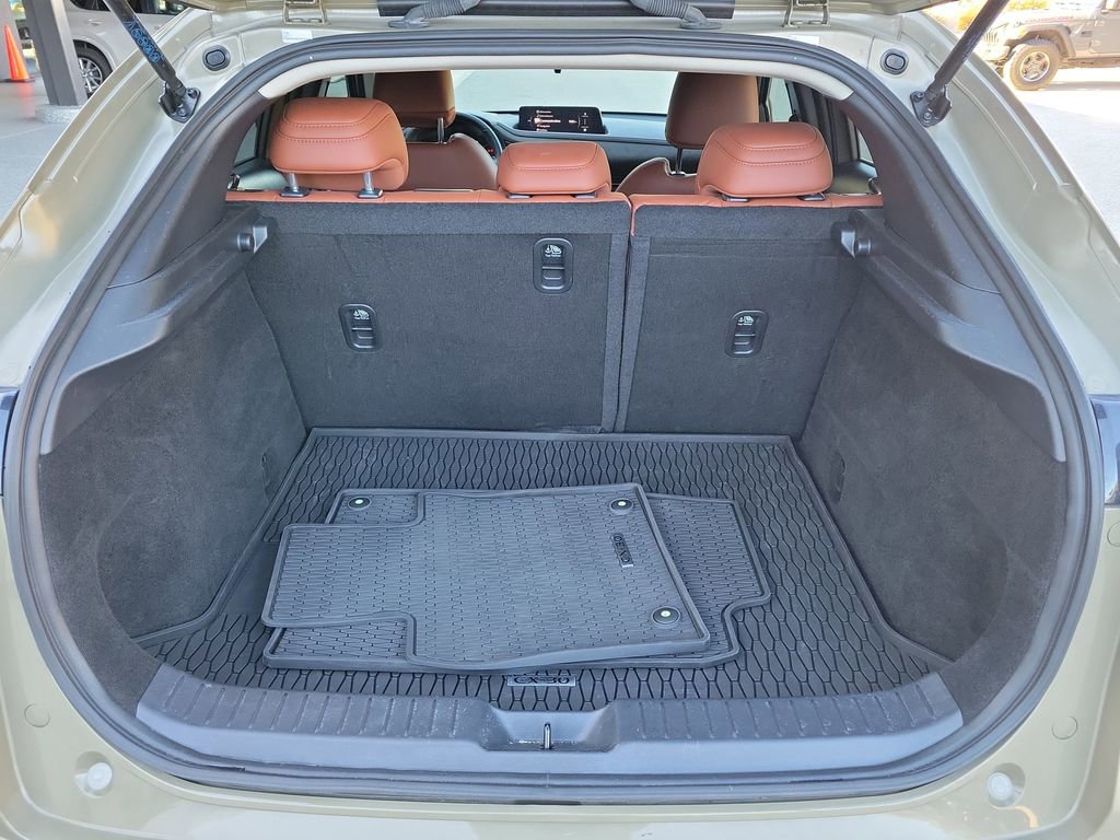 Used 2024 MAZDA CX-30 Carbon image 11