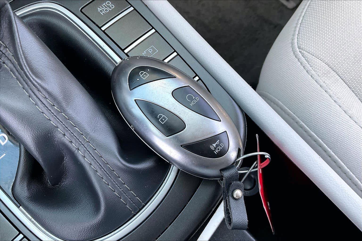 Used 2025 Hyundai Kona SEL FWD image 14