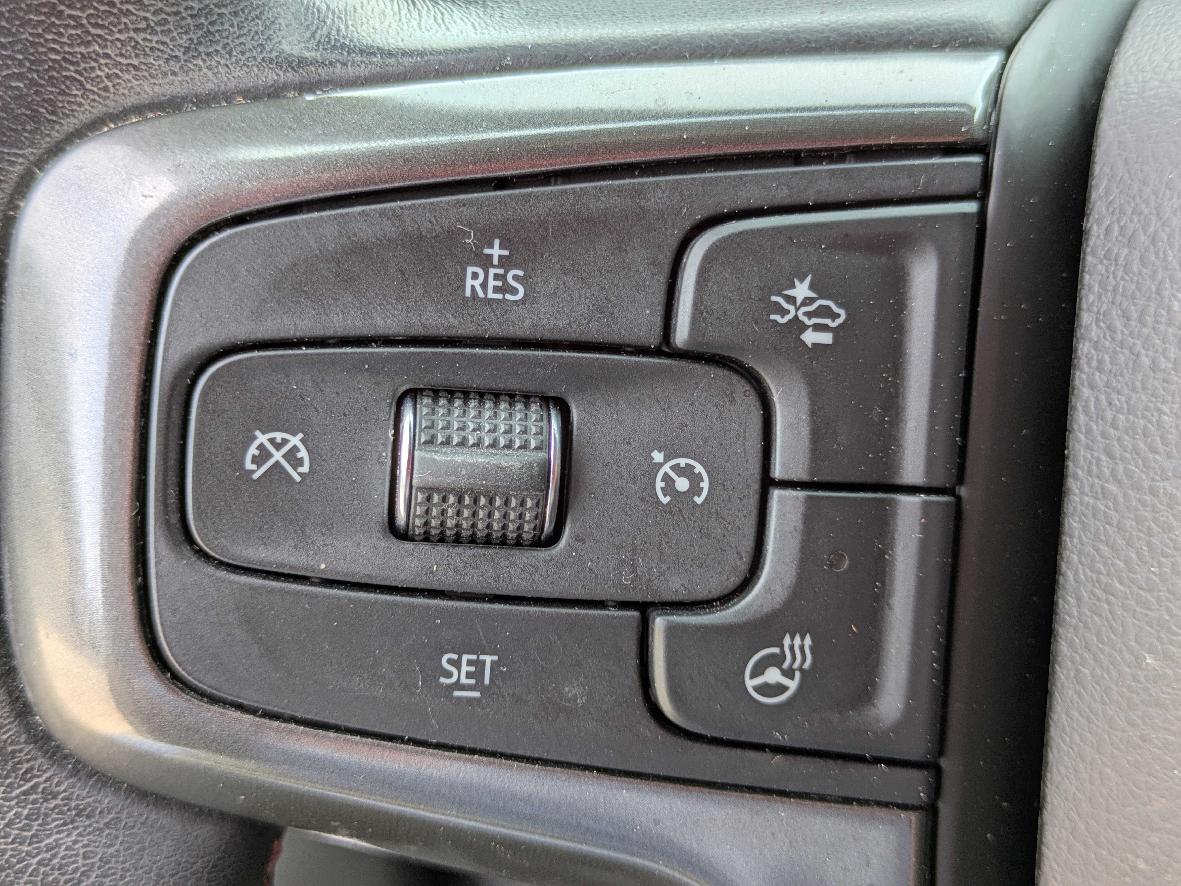 Used 2021 Chevrolet Tahoe RST w/ Luxury Package AWD/4WD image 21