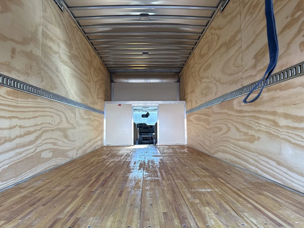 New 2024 Ford E-450 and Econoline 450 Super Duty w/ Driver's Safety Package RWD image 7