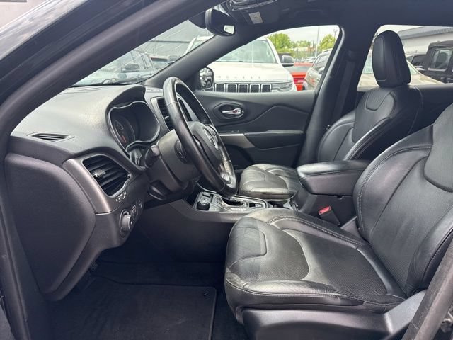 Used 2020 Jeep Cherokee High Altitude AWD/4WD image 10