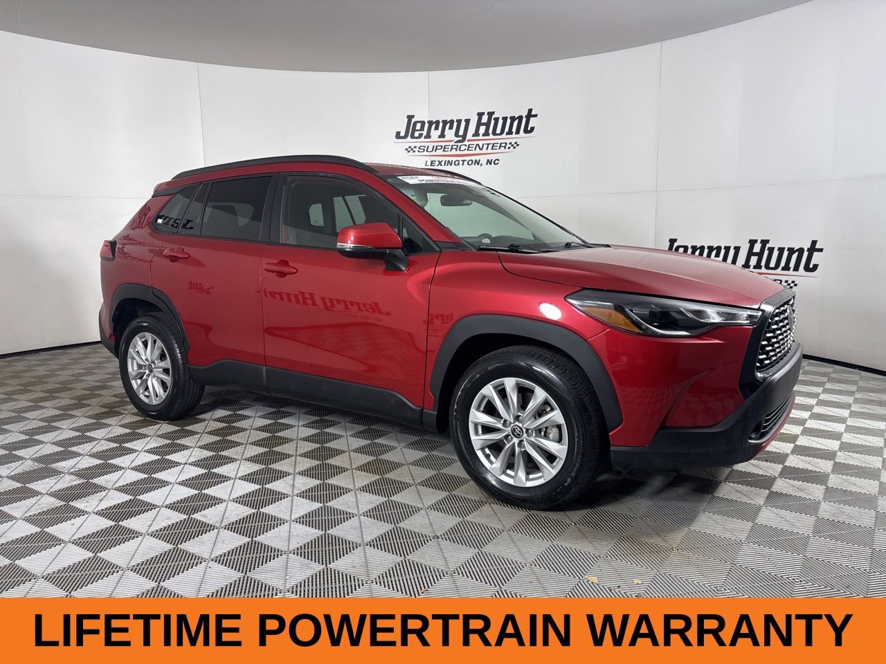 Used 2023 Toyota Corolla Cross LE image 4