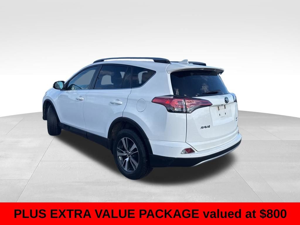 Used 2018 Toyota RAV4 XLE w/ Plus Extra Value Package AWD/4WD image 3