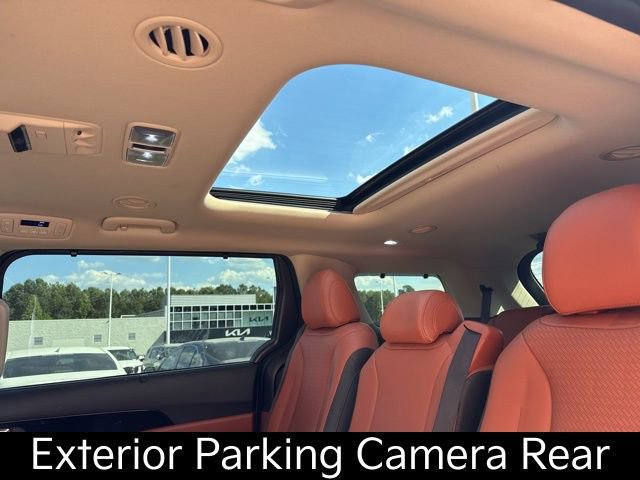 Used 2024 Kia Carnival SX Prestige image 18