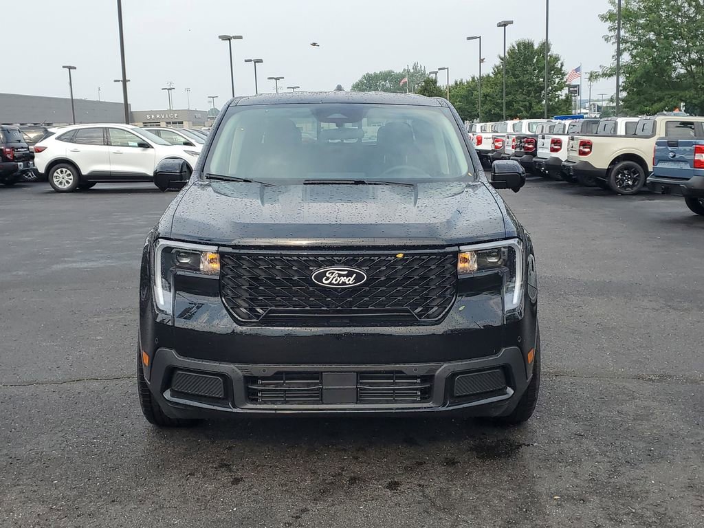 New 2025 Ford Maverick Lariat w/ Black Appearance Package video 2