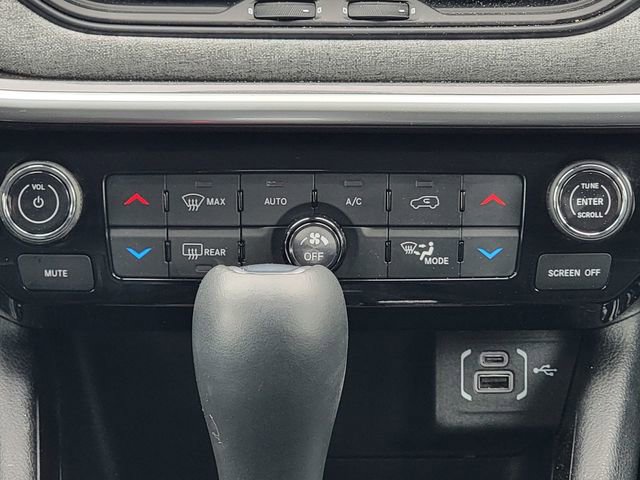 Certified 2022 Jeep Compass Latitude w/ Convenience Group image 29