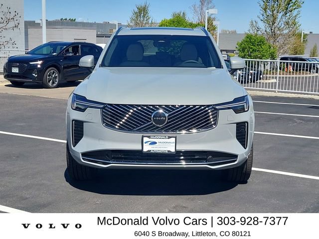 New 2026 Volvo XC90 B6 Core AWD/4WD image 3