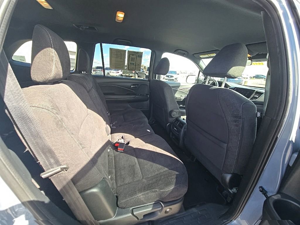 Used 2022 Honda Pilot Sport image 29