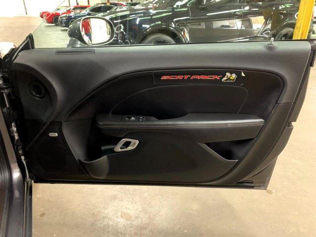 Used 2018 Dodge Challenger R/T Scat Pack w/ Leather Interior Group RWD image 49