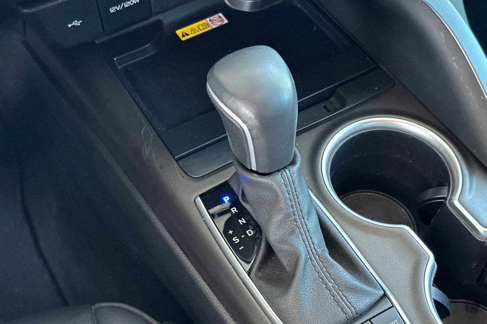 Used 2023 Toyota Camry XLE image 20