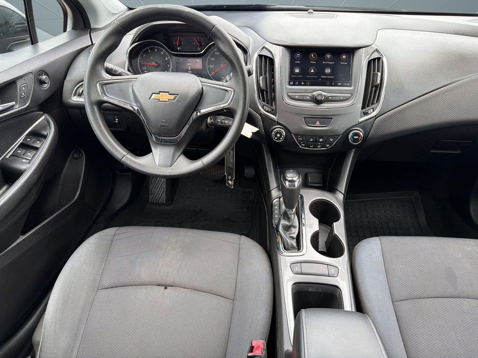 Used 2019 Chevrolet Cruze LS FWD image 28
