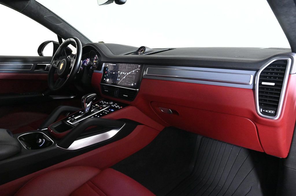 Certified 2023 Porsche Cayenne Turbo GT image 18