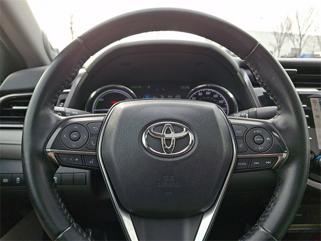 Used 2020 Toyota Camry XLE image 19