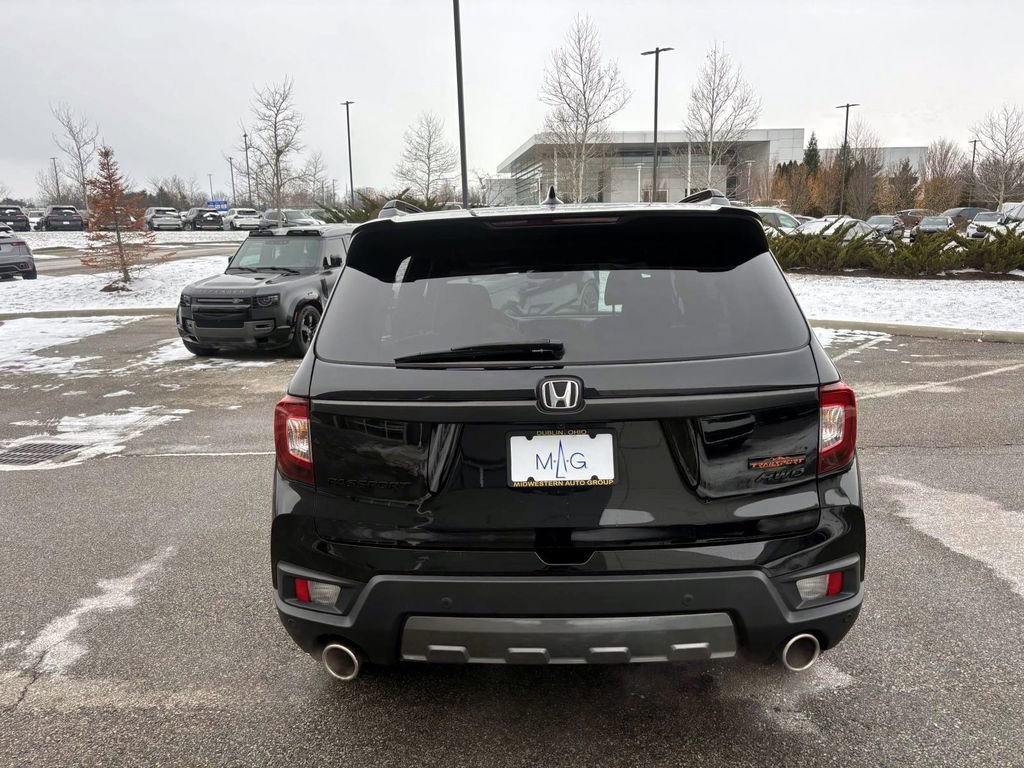 Used 2023 Honda Passport TrailSport image 6