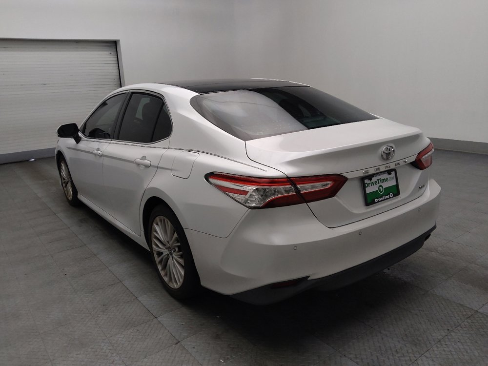 Used 2018 Toyota Camry XLE FWD image 5