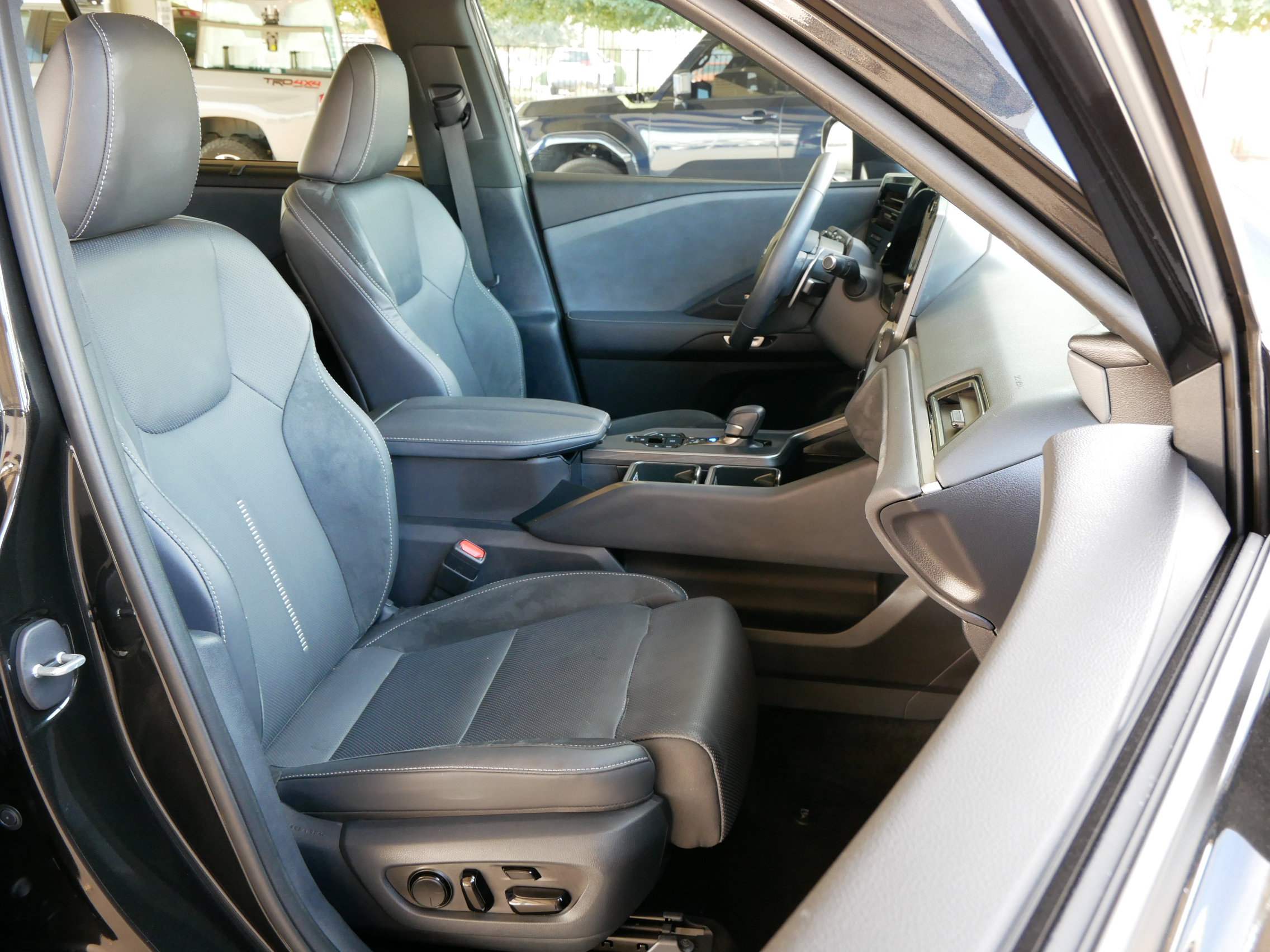 Used 2024 Lexus TX 350 AWD image 8