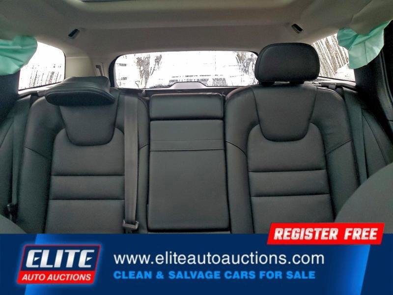 Used 2021 Volvo V60 T5 Cross Country w/ Advanced Package image 20