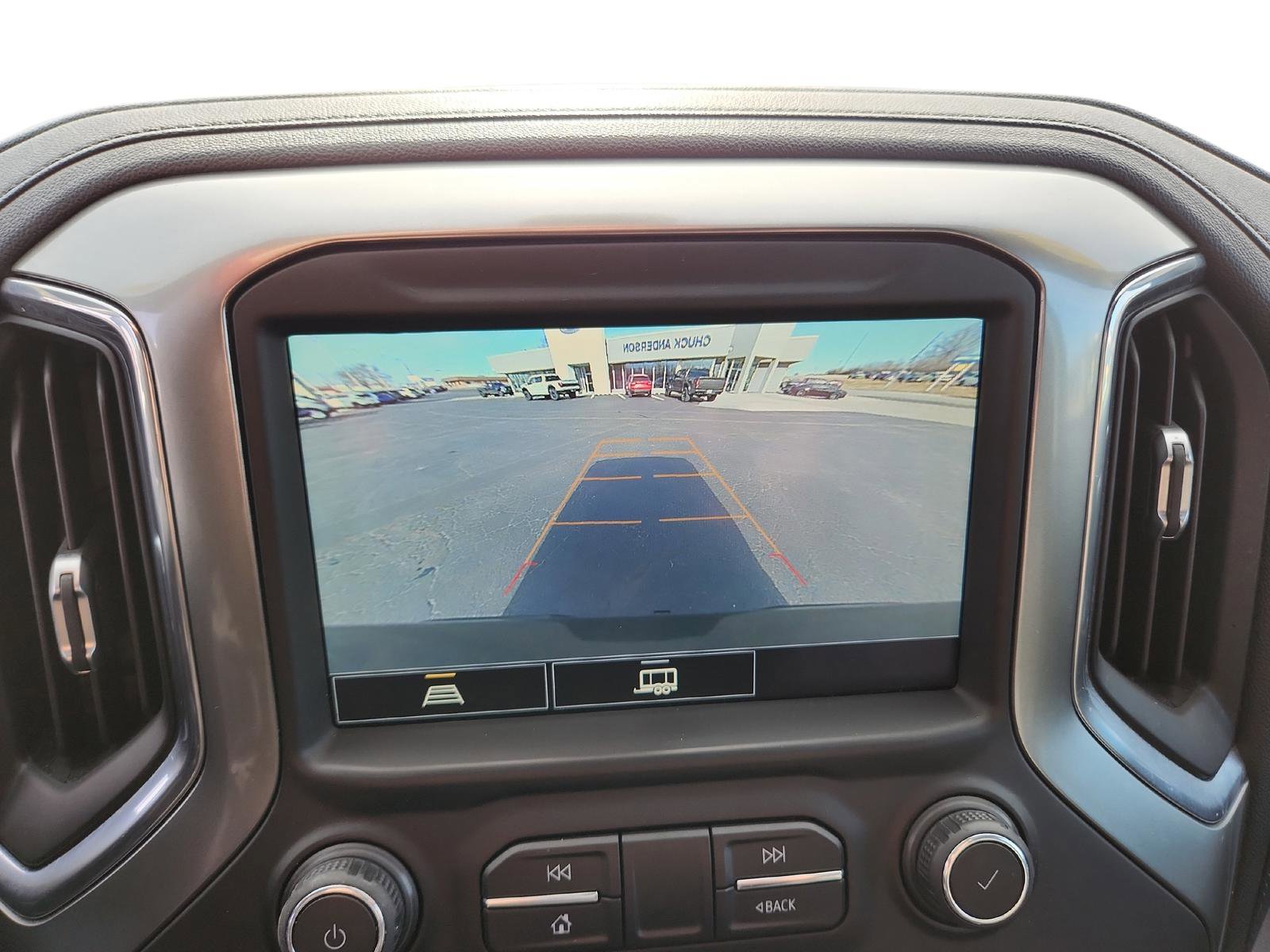 Used 2021 Chevrolet Silverado 1500 LT Trail Boss w/ Convenience Package II image 16