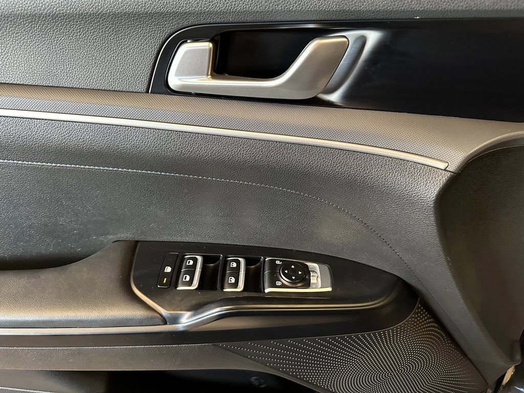 Used 2021 Kia K5 GT-Line image 18