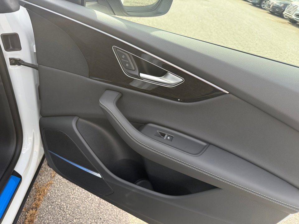 New 2026 Audi Q8 Premium Plus image 31