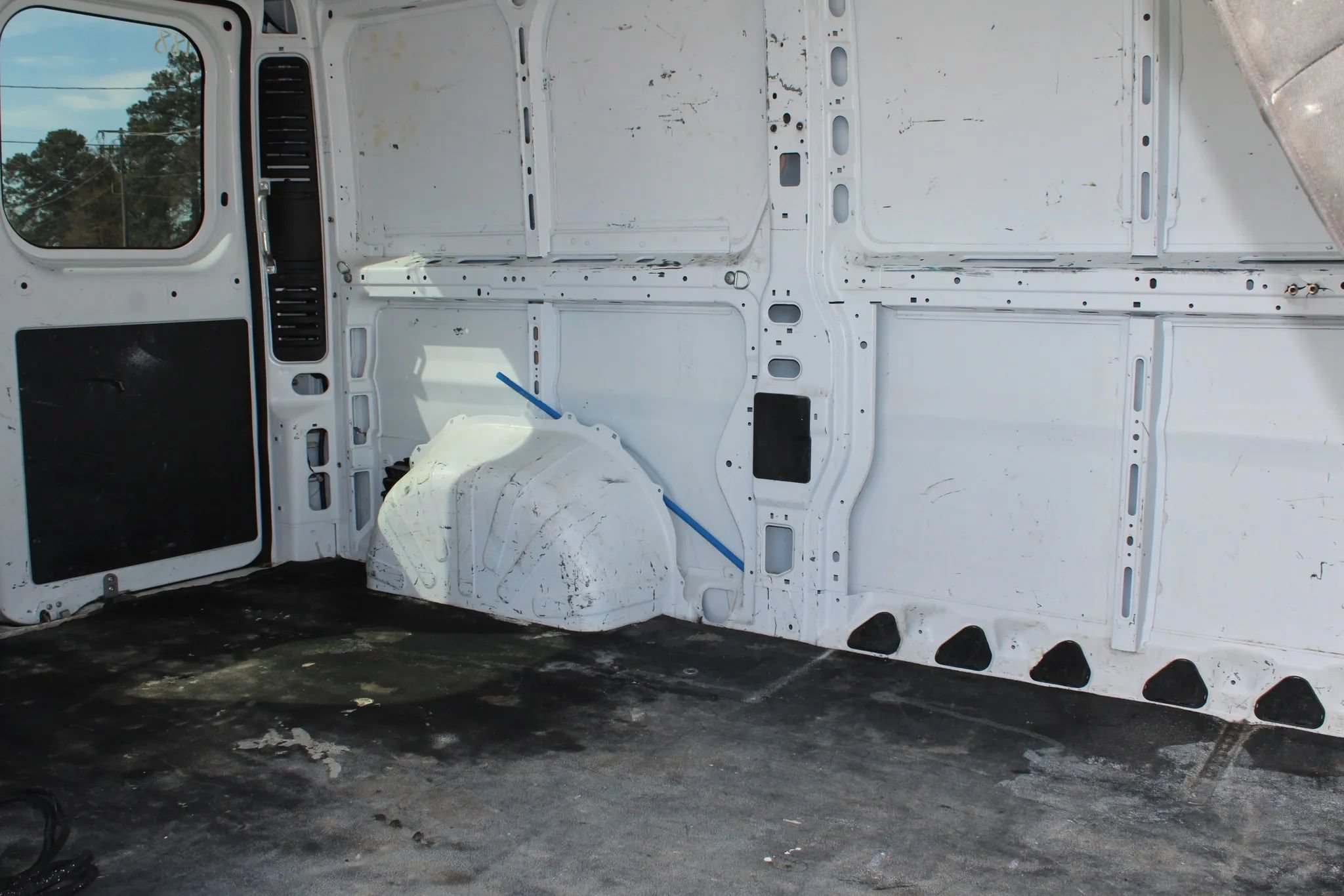 Used 2018 RAM ProMaster 1500 w/ Mopar Trailer Tow Group FWD image 8